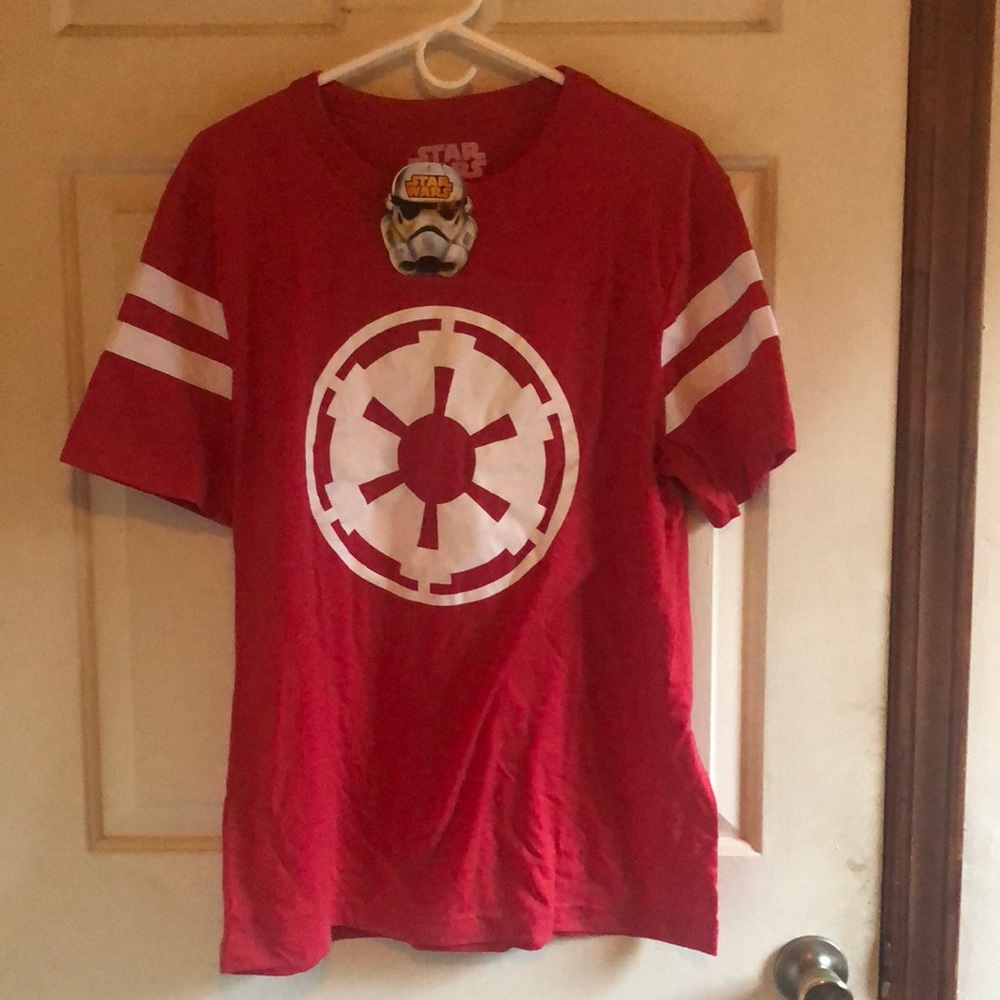 *NWT* Star Wars T-shirt - medium